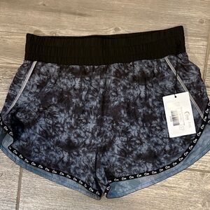 Zyia Black Crumple Sprinter Shorts